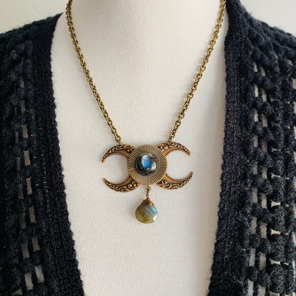 The Horned Goddess Necklace - Picture 8 of 8